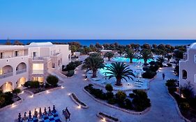 Santo Miramare Beach Resort